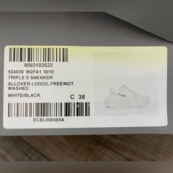 I don't use these sneakers, , used once , women, size 38. - Picture 6 of 6